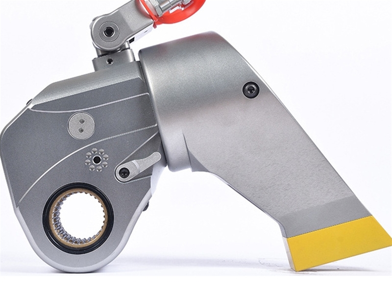 Гидравлический ключ из алюминиевотитанового сплава