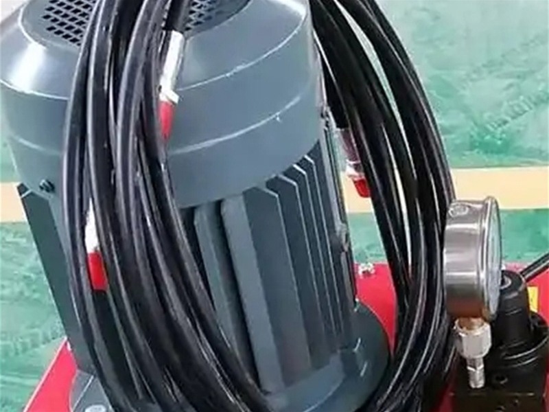 High pressure rubber hoses